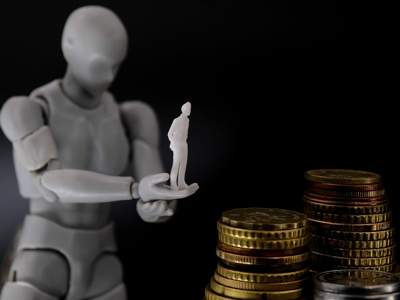 A future where artificial intelligence replaces current jobs, robotics automates our work and technology provides what we need.